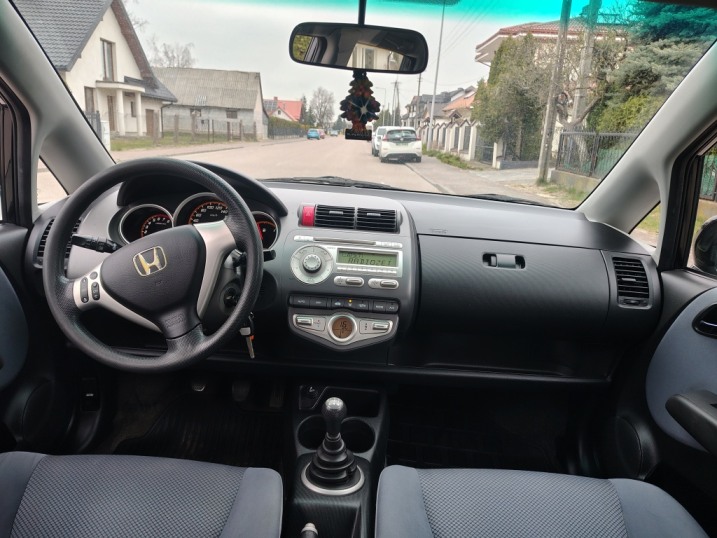 Honda Jazz *1.3b 83KM* Zadbana* 5500zł