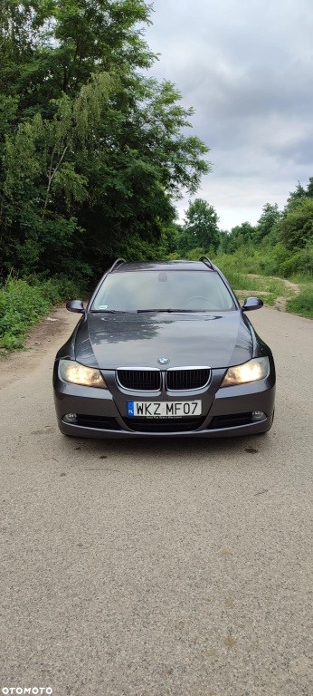 BMW Seria 3 318d