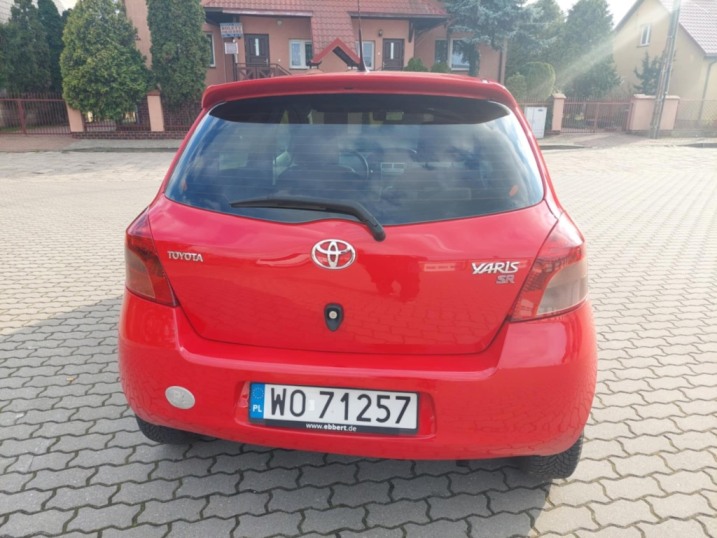 Toyota Yaris 1.0 2008r