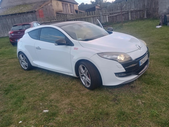 Sprzedam samochód osobowy