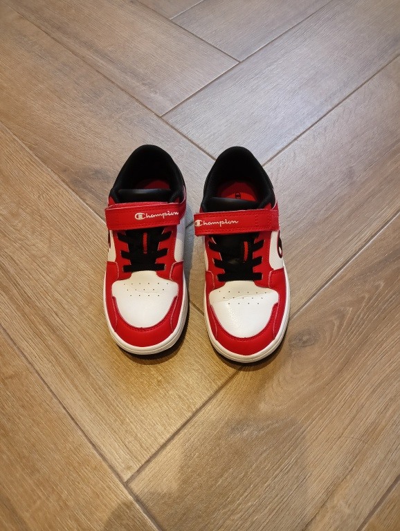 Buty dla dziewczynki i dla chlopca