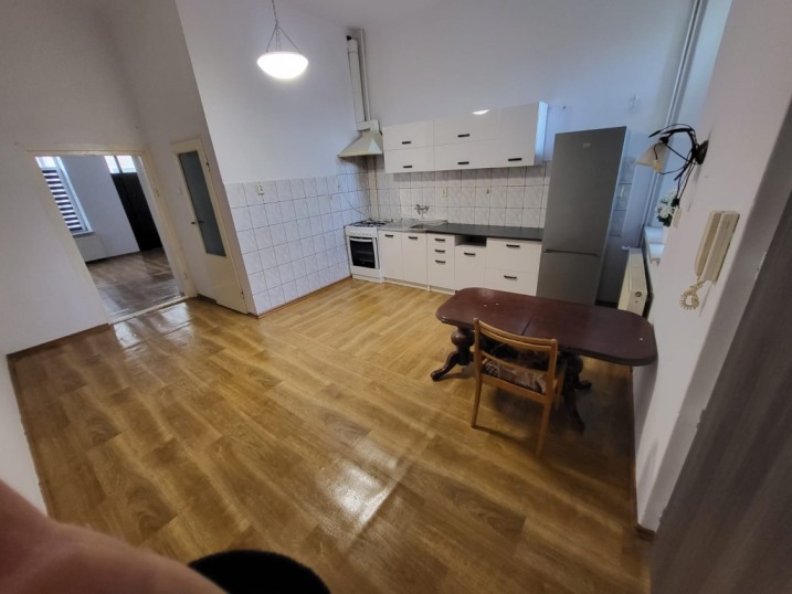 Wynajmę mieszkanie 50m2, ul.Farna 3 - 1300 zł