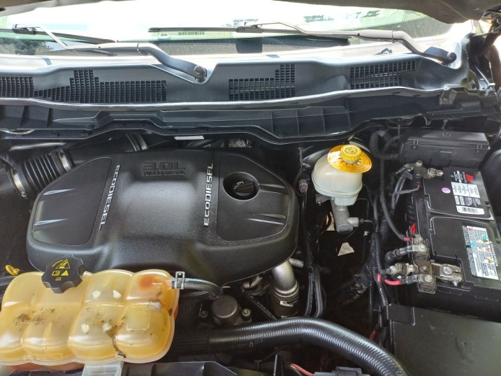 Dodge RAM 1500 ecodiesel 2014 r 4x4