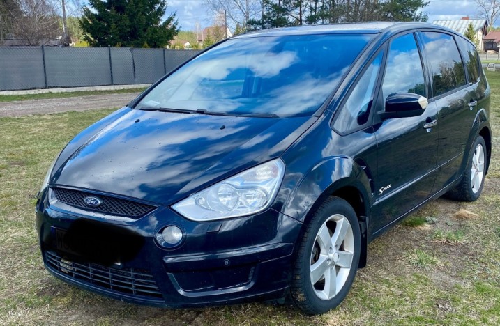 Ford S-Max 2.0 TDCi 2010 – rodzinny, dynamiczny i bardzo komfortowy