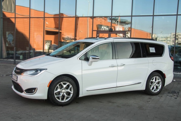 Chrysler Pacyfica limited 2020r
