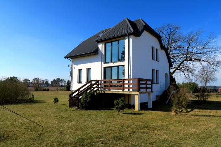 Todzia gm. Kadzidło. Dom 120m2. Działka 9000m2