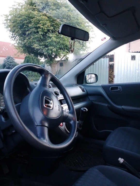 Sprzedam Hondę Civic 1.4 b