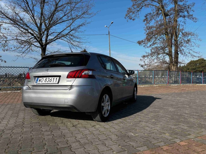 Sprzedam Peugeot 308 1.2 110KM - 2016 r.