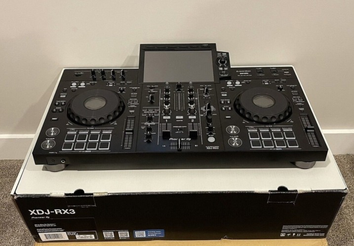 AlphaTheta XDJ-AZ, AlphaTheta OMNIS-DUO , Pioneer DJ OPUS-QUAD, Pioneer DJ XDJ-RX3, Pioneer XDJ-XZ, Pioneer DJ DDJ-FLX10, AlphaTheta DDJ-GRV6, Pioneer DDJ-1000, Pioneer DDJ-1000SRT, Pioneer DJ DDJ-REV7, AlphaTheta  CDJ-3000X