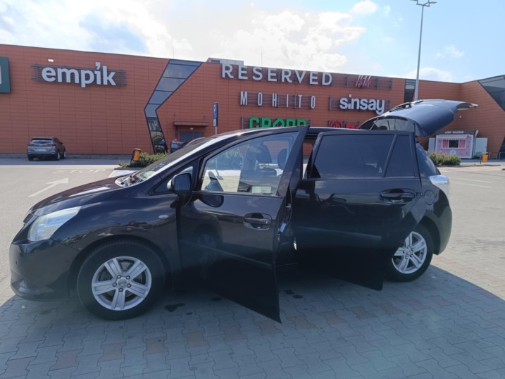 Toyota Verso przebieg 204 tys. , w 2022 założony gaz