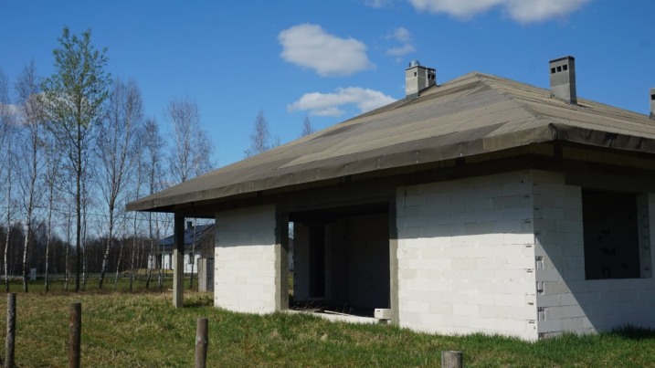 Sprzedam dom - stan surowy otwarty - Dzbenin