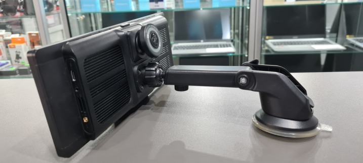 Wideorejestrator z Android Auto