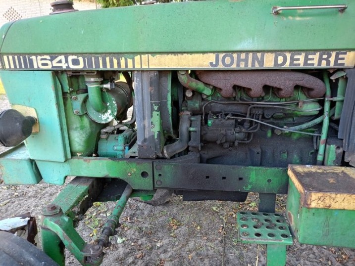 Sprzedam ciągnik John Deere
