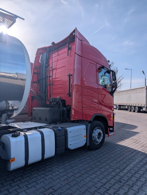 KIEROWCA C+E - CYSTERNA SPOŻYWCZA - SYSTEM 2/1