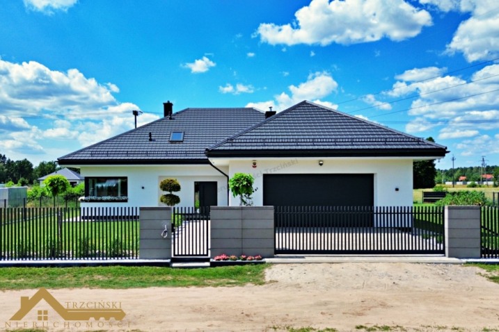 Nowoczesny dom klasy premium o ponadczasowej elegancji | Białobiel