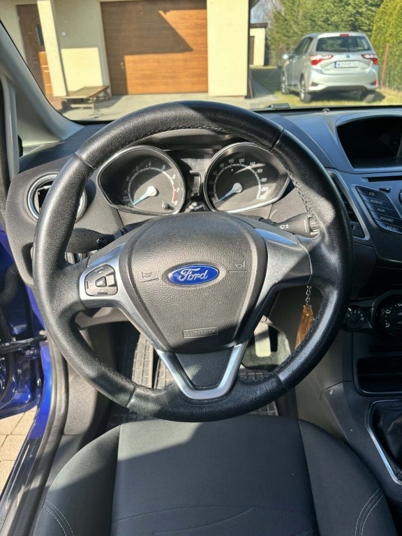 Sprzedam Ford Fiesta 1,2 Benzyna 2015