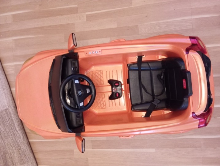 Samochód elektryczny dla dzieci Volvo C30 6V