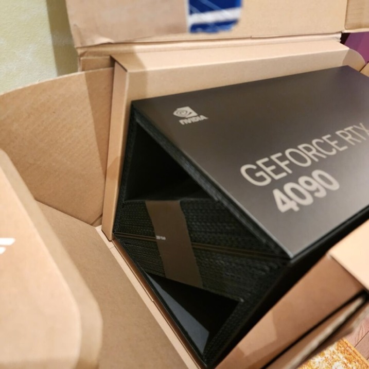 Karta graficzna Nvidia GeForce RTX 4090 24 GB GDDR6X Founders Edition (899 USD)