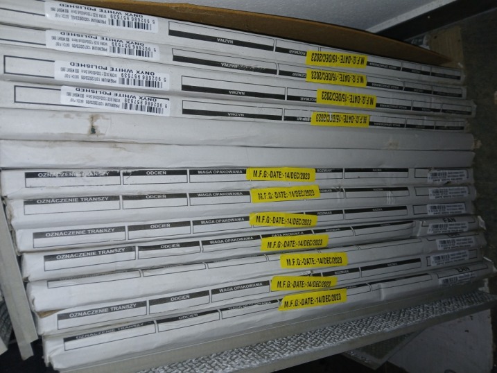 PLYTKI ONYX WHITE GRES POLER G I