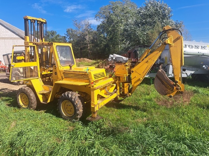 wózek widłowy terenowy 4x4 paleciak/ z koparką
