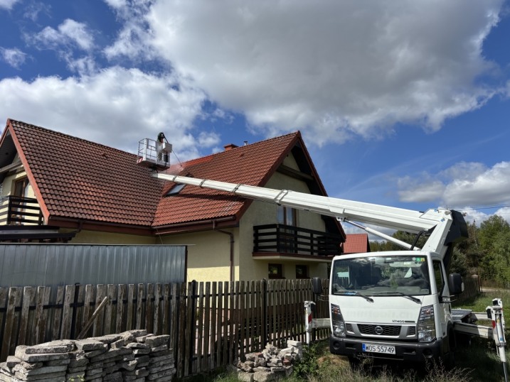 Podnośnik koszowy 27m wycinka drzew mycie malowanie elewacji