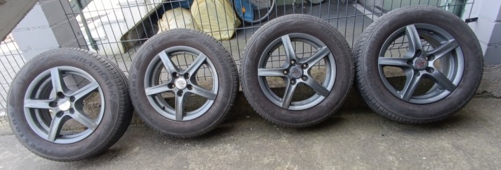 Koła aluminiowe 15 cali wraz z oponami