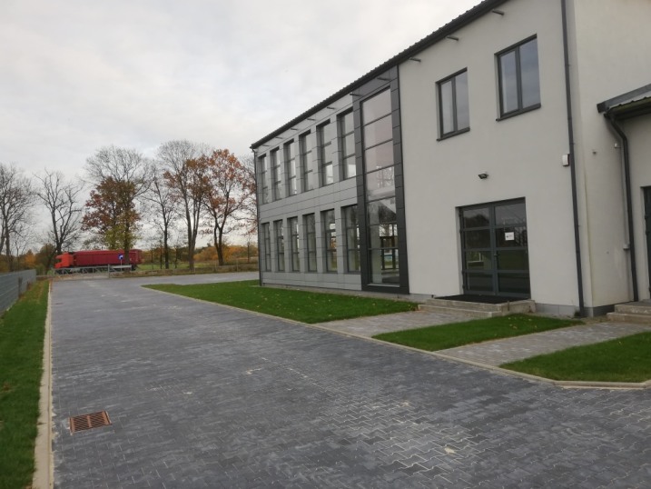 Budynek handlowo-usługowy