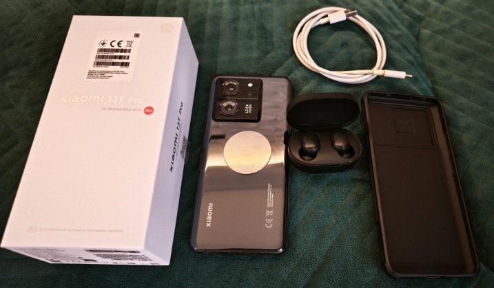 XIAOMI 13 T PRO + słuchawki
