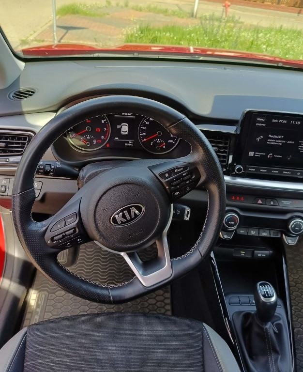 SPRZEDAM KIA STONIC