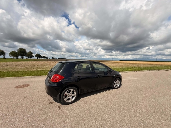 Toyota Auris diesel 2.0 D-4D 2009