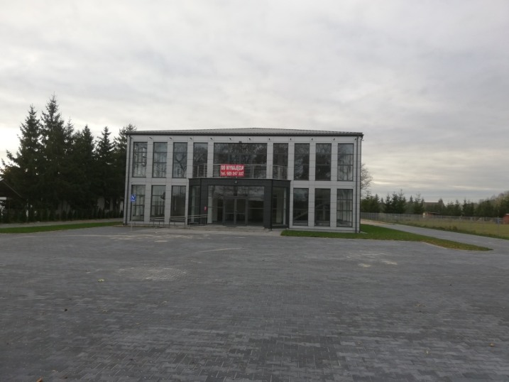 Budynek handlowo-usługowy