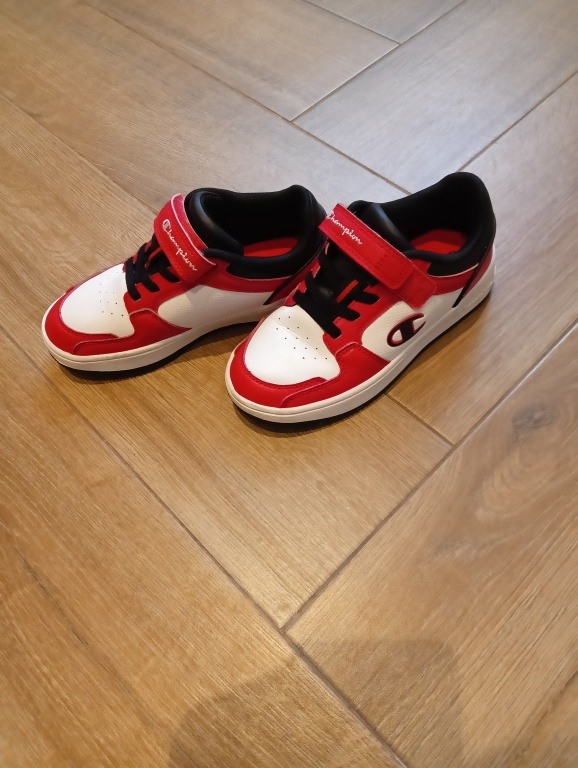 Buty dla dziewczynki i dla chlopca