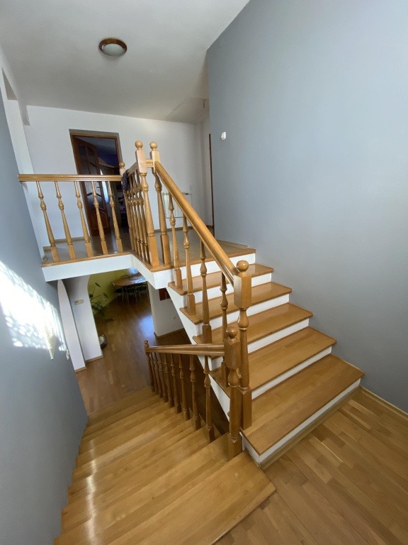 Przestronny dom w spokojnej okolicy-Ostrołęka osiedle Stacja