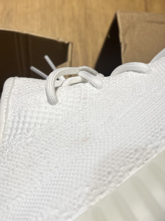 Yeezy Boost 350 v2