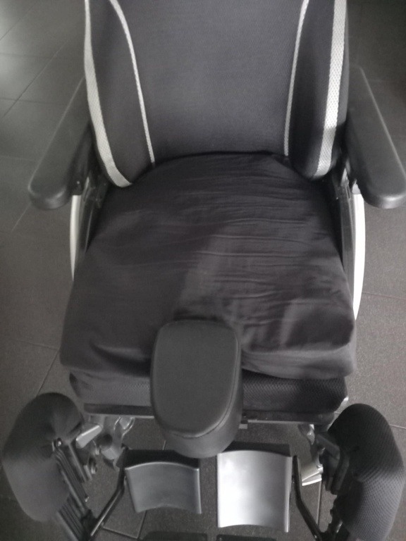 Sprzedam wózek inwalidzki Netti 4U CED