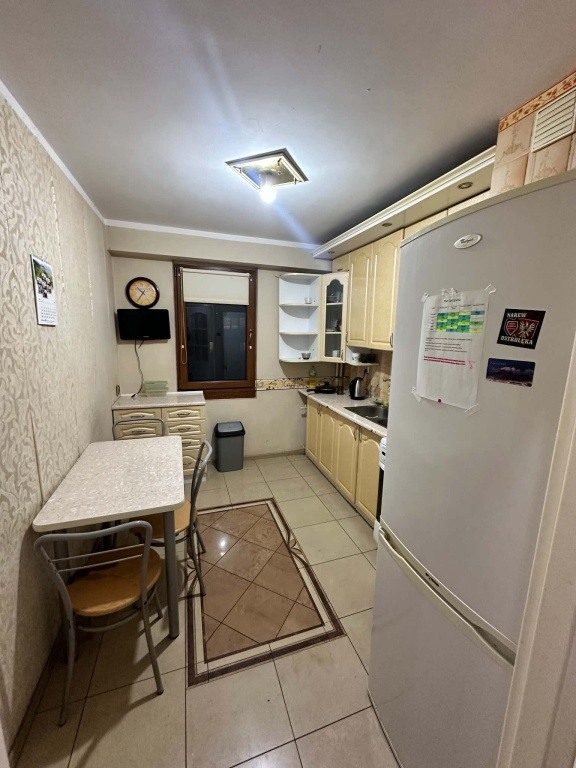 Sprzedam mieszkanie 72 m/ 1 piętro / 4 pokoje/ osiedle Centrum