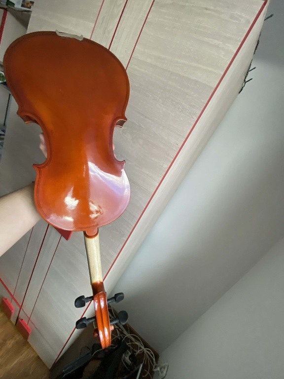 Skrzypce 4/4 prkaktycznie nowe