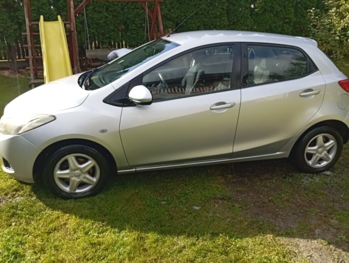 Mazda 2