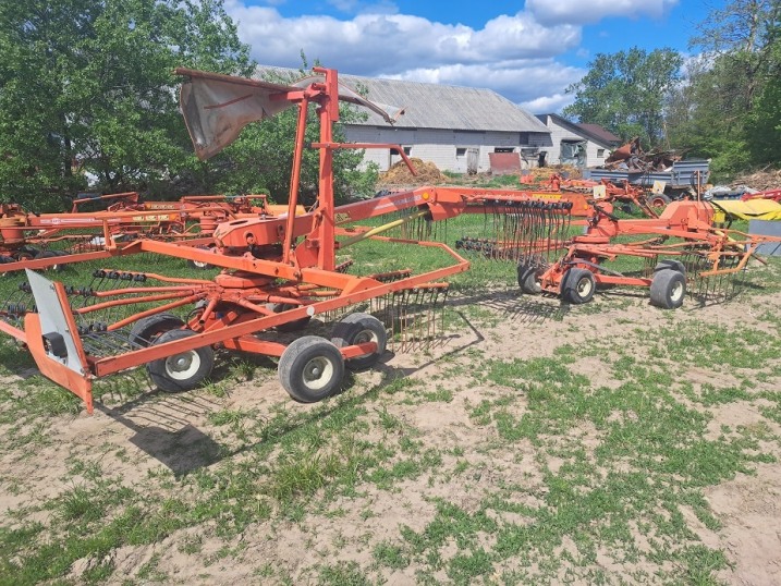 zgrabiarka kuhn 6000 i kuhn 7822duża