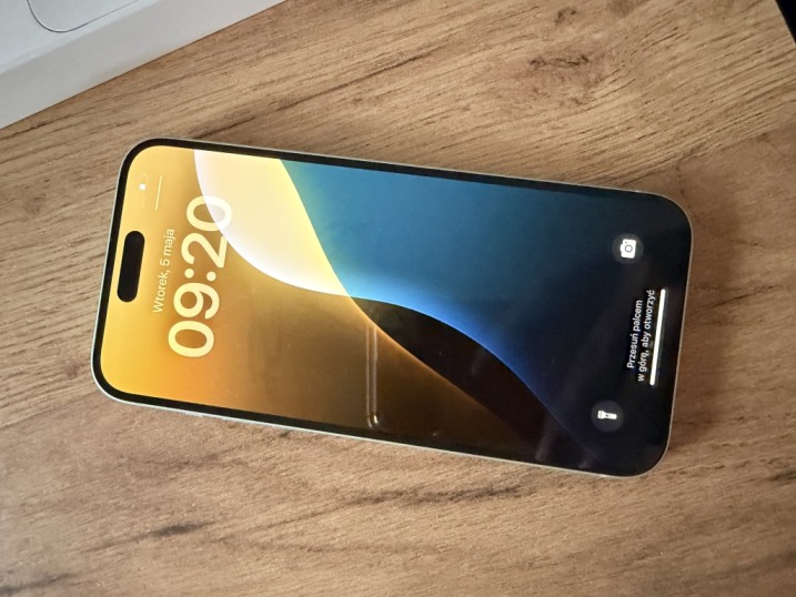 iPhone 15 plus