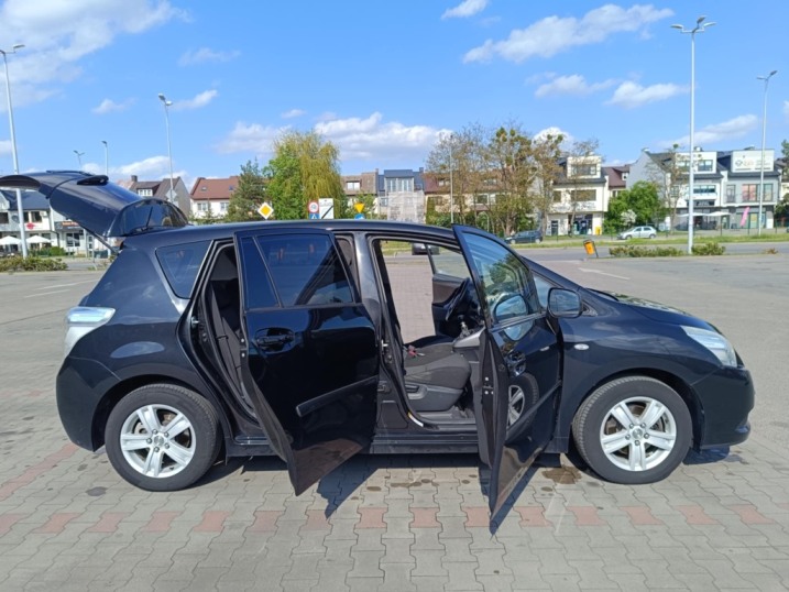 Toyota Verso przebieg 204 tys. , w 2022 założony gaz