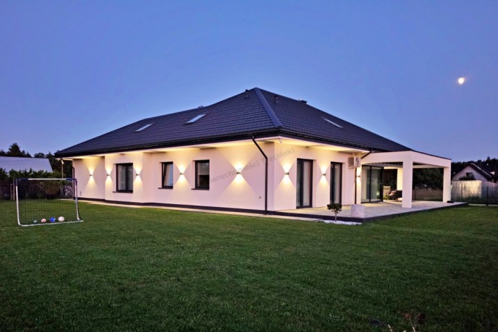 Nowoczesny dom klasy premium o ponadczasowej elegancji | Białobiel