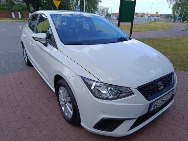 Seat ibiza 2021r. benzyna idealny