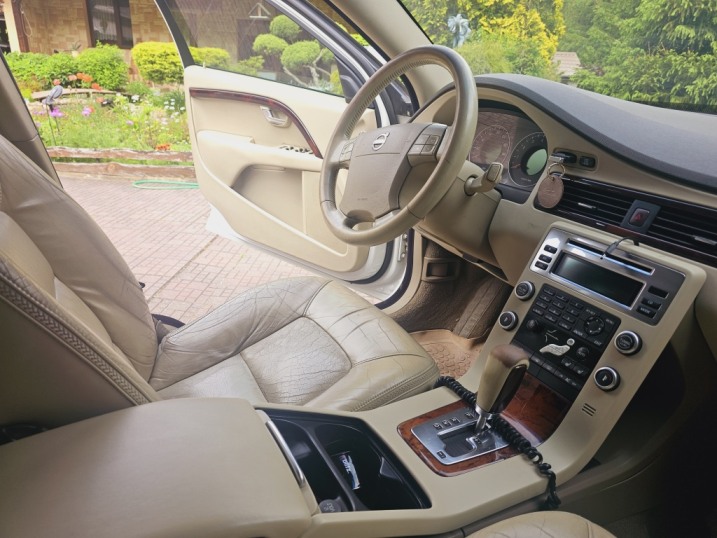 VOLVO XC 70