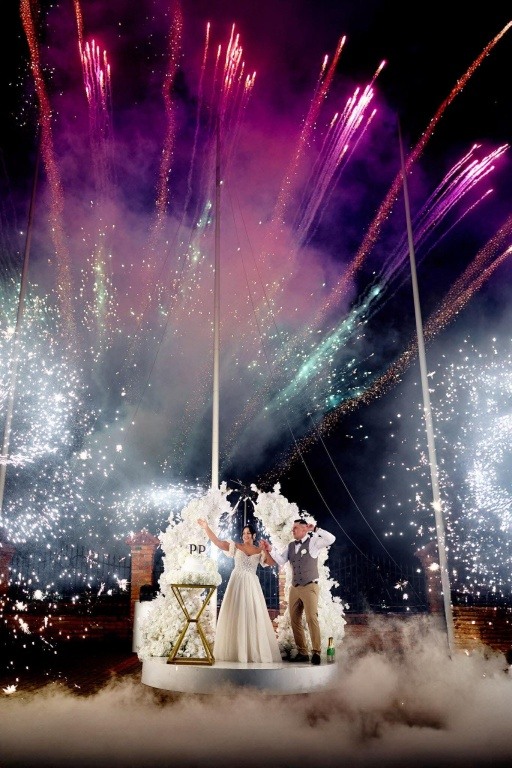 ATRAKCJE ŚLUBNE – ZACHWYĆ SWOICH GOŚCI!