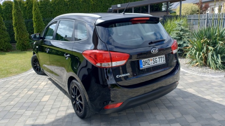 Kia Carens