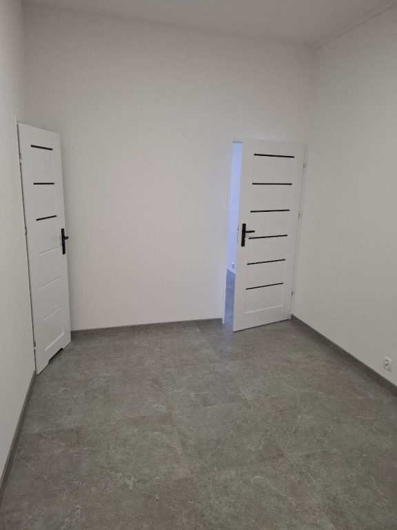 Wynajmę lokal w centrum Myszyńca