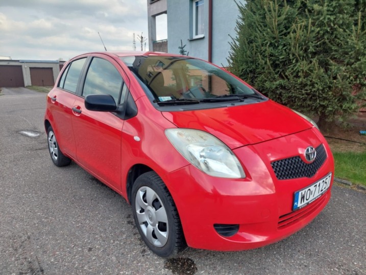Toyota Yaris 1.0 2008r