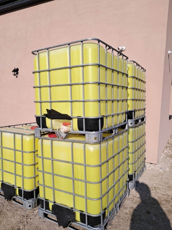 Mauzer , zbiornik 1000L 800L beczki stojak