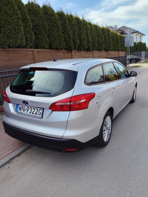 Ford Focus 1.6 diesel polski salon 145000km